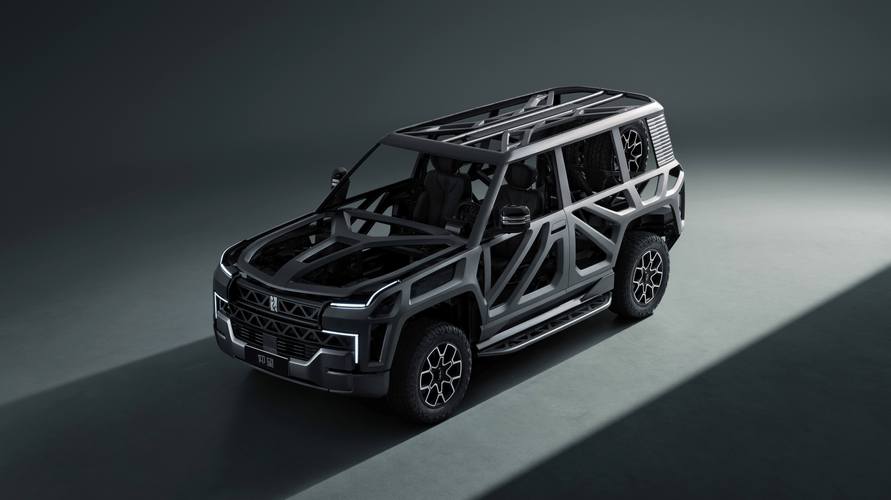 广州221仰望U8硬派越野的科技魅力，国能汽车对传统燃油车市场的冲击